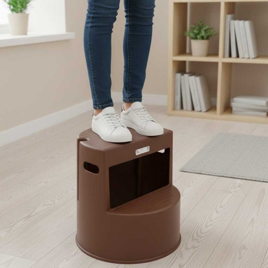 سلم بلاستيك ٢ درج بني